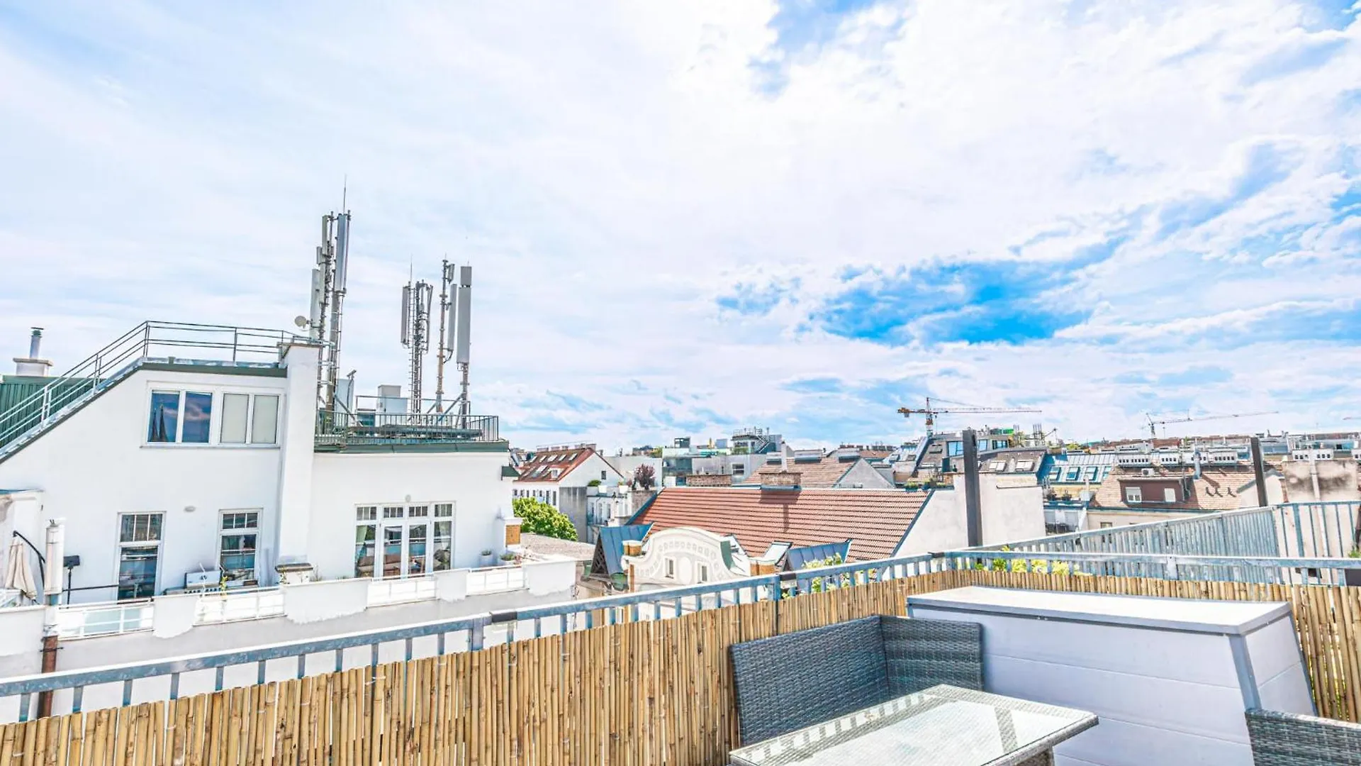 Lägenhet Luxury Penthouse Panorama Your Vienna Retreat Österrike